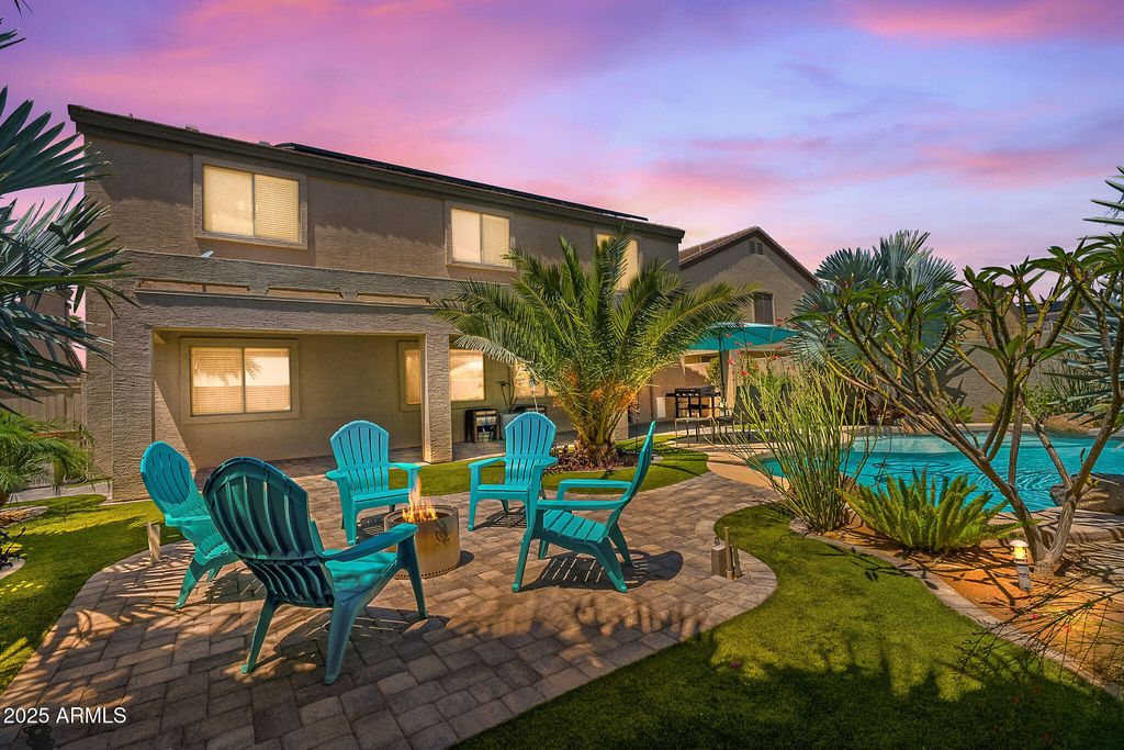 Image 2 of property listing at 23523 N 117TH Drive, Sun City, AZ 85373