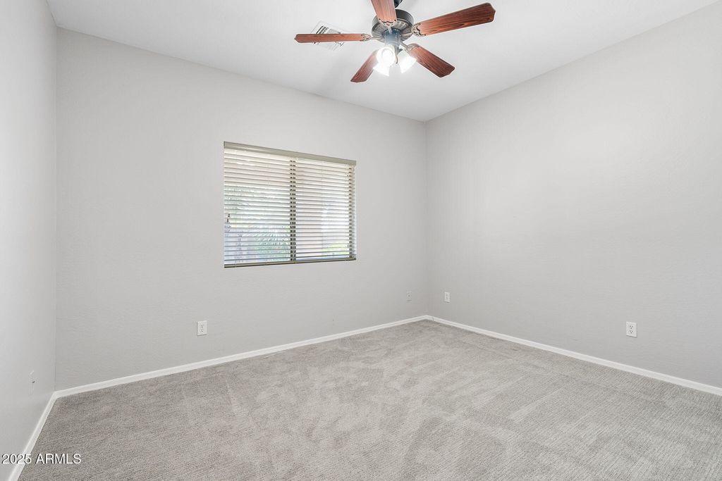 Image 23 of property listing at 23523 N 117TH Drive, Sun City, AZ 85373