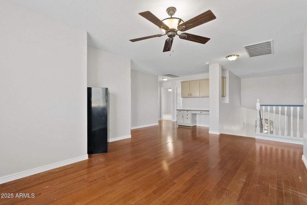 Image 26 of property listing at 23523 N 117TH Drive, Sun City, AZ 85373