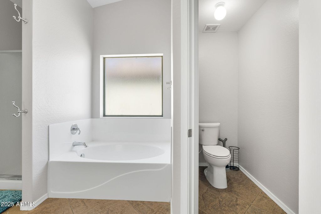 Image 36 of property listing at 23523 N 117TH Drive, Sun City, AZ 85373