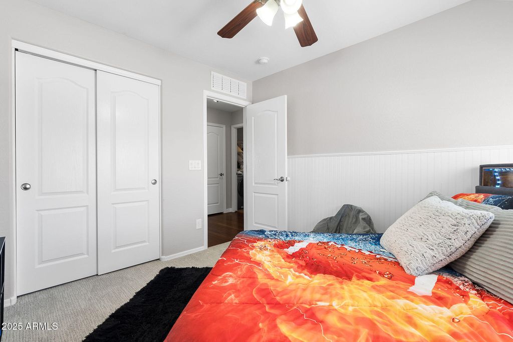 Image 38 of property listing at 23523 N 117TH Drive, Sun City, AZ 85373