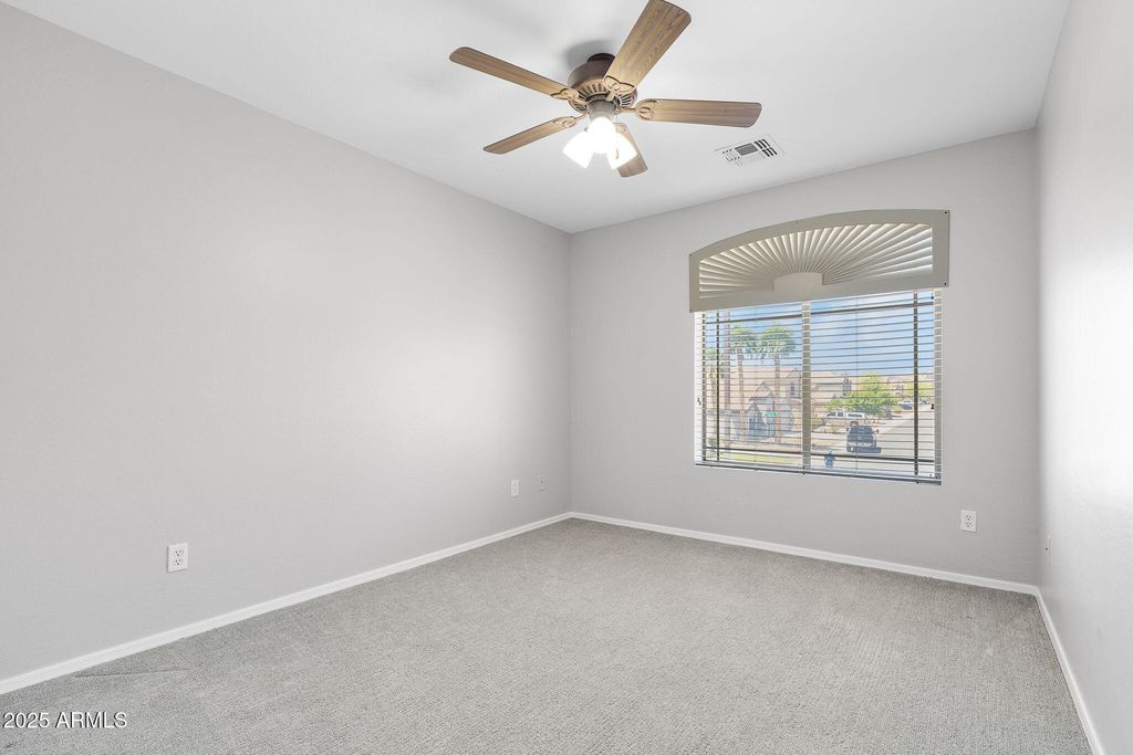 Image 39 of property listing at 23523 N 117TH Drive, Sun City, AZ 85373