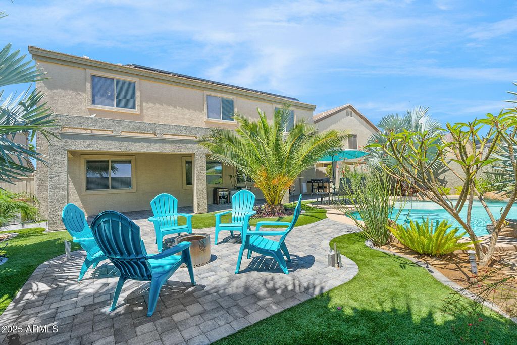 Image 47 of property listing at 23523 N 117TH Drive, Sun City, AZ 85373