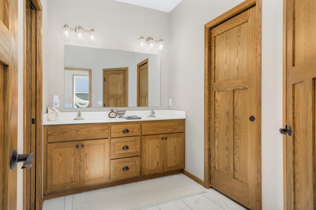 14952 Empress Avenue N, Hugo, MN 55038