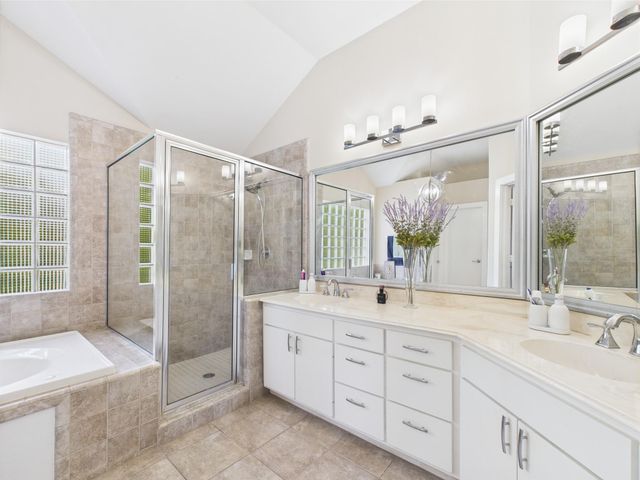 5810 Darling Street F, Houston, TX 77007