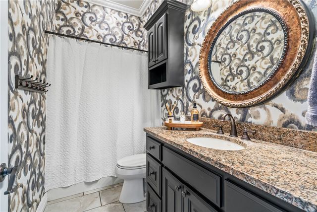 207 N Angel Falls Lane, Springdale, AR 72762