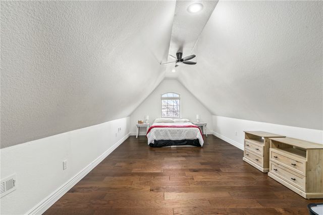 207 N Angel Falls Lane, Springdale, AR 72762