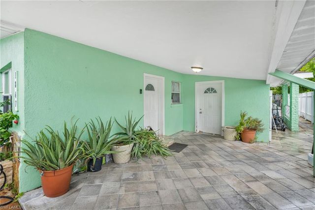 1847 Maple DR, Fort Myers, FL 33907