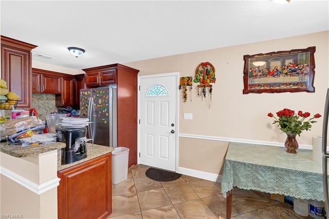 1847 Maple DR, Fort Myers, FL 33907