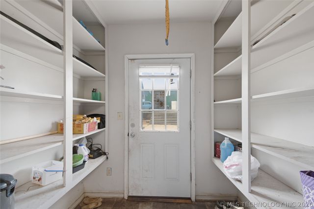 15171 N Lost City Road E, Hulbert, OK 74441