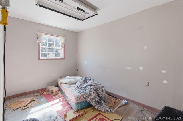 15171 N Lost City Road E, Hulbert, OK 74441