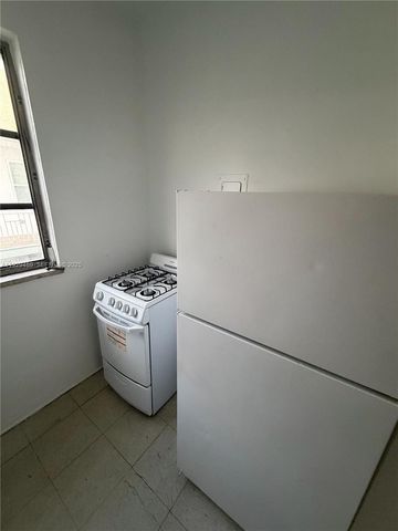 905 16th St 8, Miami Beach, FL 33139