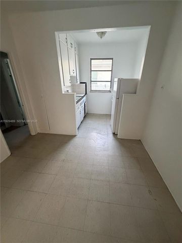 905 16th St 8, Miami Beach, FL 33139