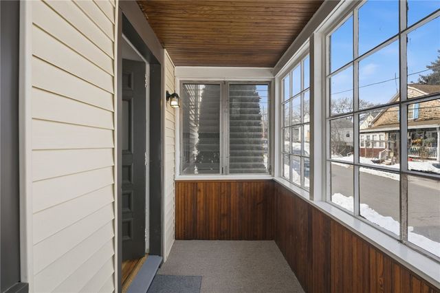 82 Hillcrest Avenue, Pawtucket, RI 02860