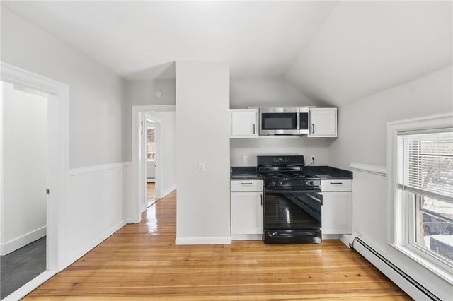 82 Hillcrest Avenue, Pawtucket, RI 02860