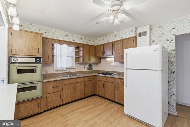 1333 SHELMIRE AVE, Philadelphia, PA 19111