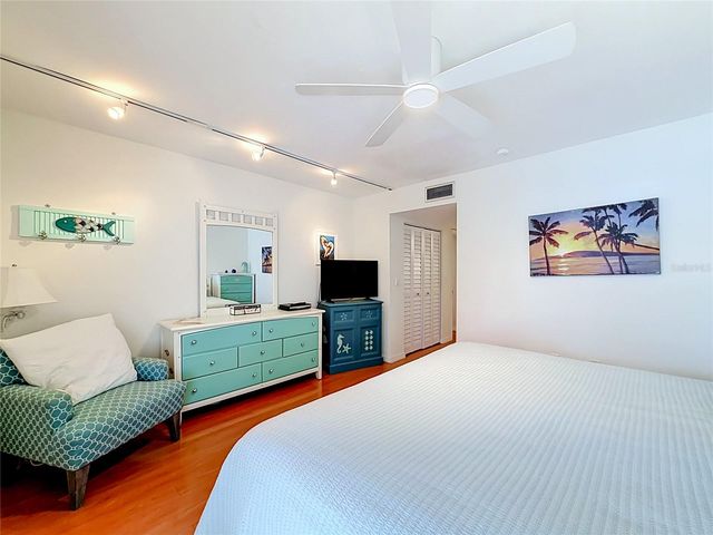 1801 GULF DRIVE N 248, Bradenton Beach, FL 34217