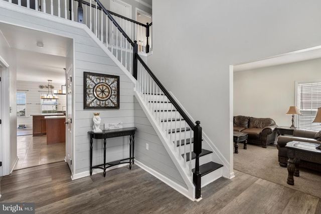 31 RULAND DR, Bunker Hill, WV 25413