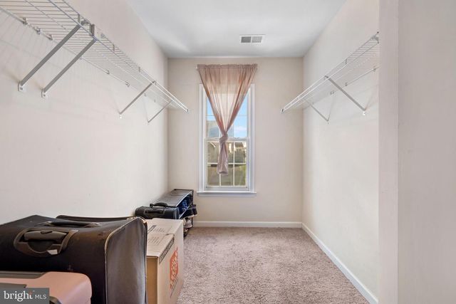 31 RULAND DR, Bunker Hill, WV 25413