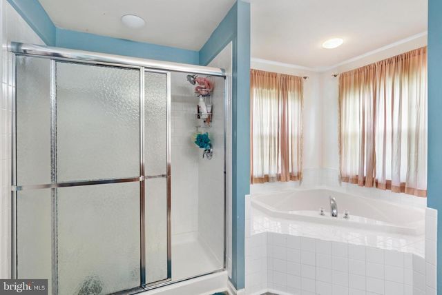 31 RULAND DR, Bunker Hill, WV 25413