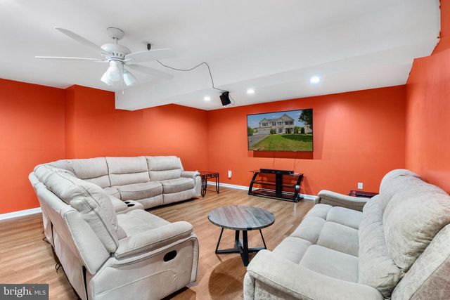 31 RULAND DR, Bunker Hill, WV 25413
