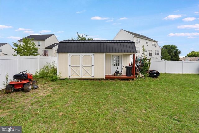 31 RULAND DR, Bunker Hill, WV 25413