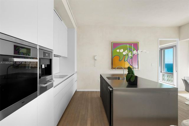 2901 Collins Ave 1204, Miami Beach, FL 33140