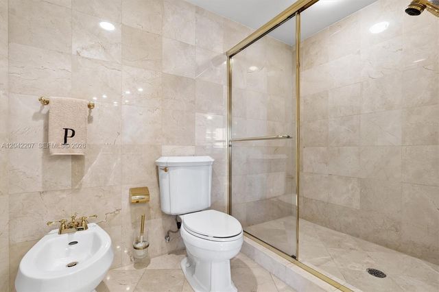 19333 Collins Ave 703, Sunny Isles Beach, FL 33160