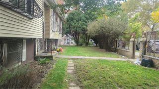 1574 Crotona Park E, Bronx, NY 10460