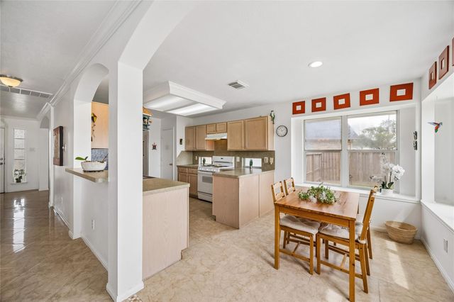 8327 Sonesta Point Lane, Houston, TX 77083