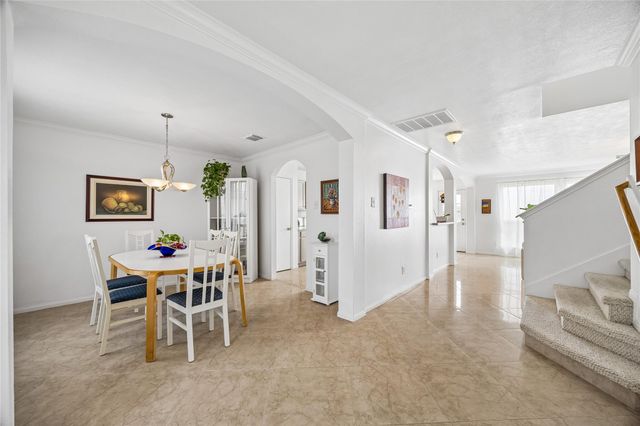 8327 Sonesta Point Lane, Houston, TX 77083