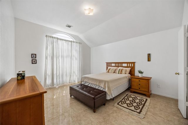 8327 Sonesta Point Lane, Houston, TX 77083