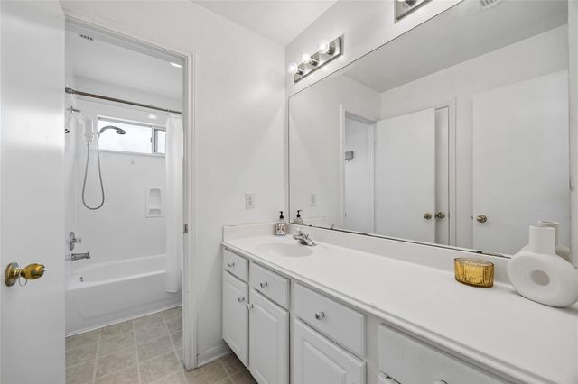 8327 Sonesta Point Lane, Houston, TX 77083