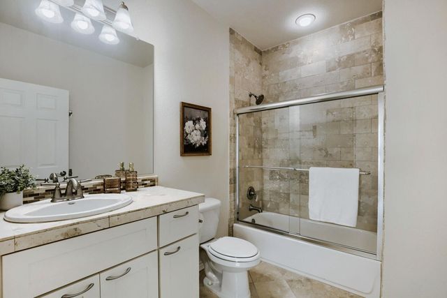 2109 Newfield LN A, Austin, TX 78703