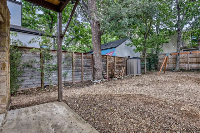 2109 Newfield LN A, Austin, TX 78703