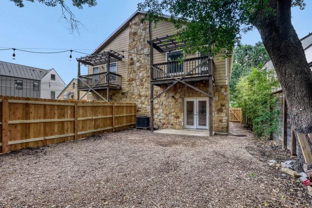 2109 Newfield LN A, Austin, TX 78703