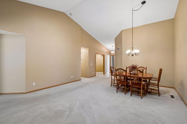 7929 Barrymore Lane, Woodbury, MN 55125