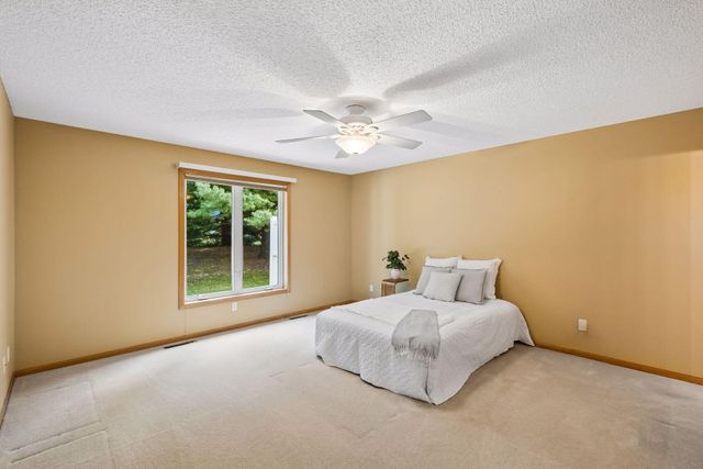 7929 Barrymore Lane, Woodbury, MN 55125