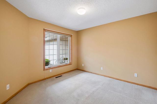 7929 Barrymore Lane, Woodbury, MN 55125