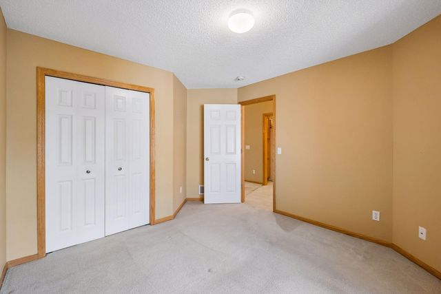 7929 Barrymore Lane, Woodbury, MN 55125