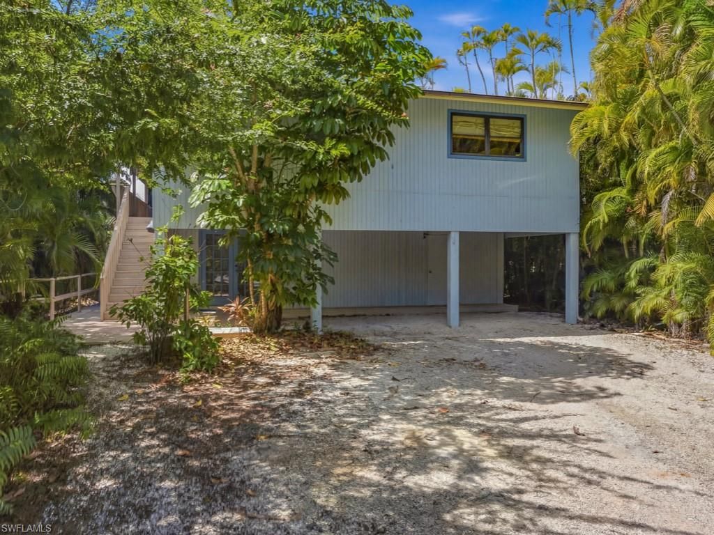 2022 Frederick ST, NAPLES, FL 34112 — photo 4