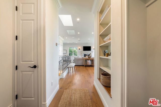 3721 Eureka Drive, Studio City (los Angeles), CA 91604