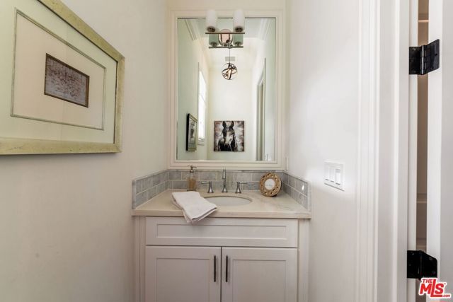 3721 Eureka Drive, Studio City (los Angeles), CA 91604