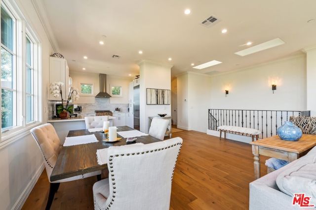 3721 Eureka Drive, Studio City (los Angeles), CA 91604