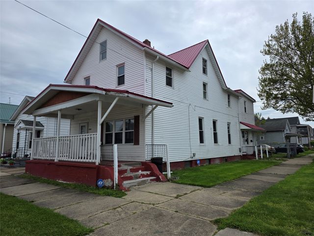 2204 PLUM Street, Erie, PA 16502