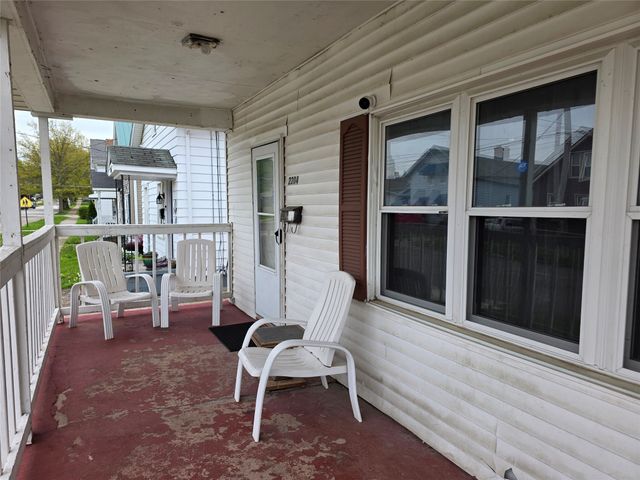 2204 PLUM Street, Erie, PA 16502