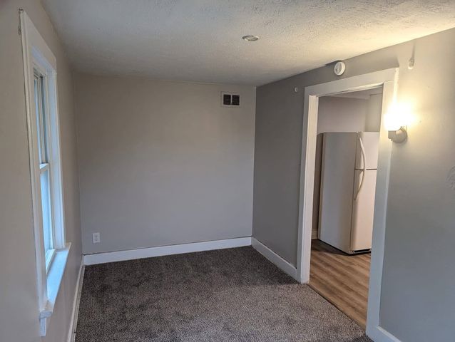 2204 PLUM Street, Erie, PA 16502