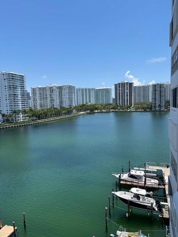 18081 Biscayne Blvd 702, Aventura, FL 33160