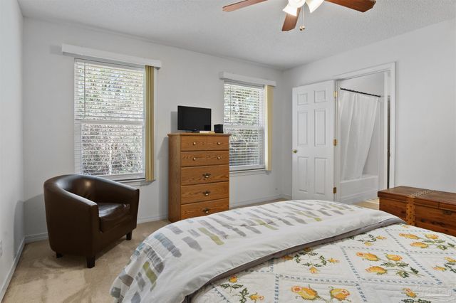 2492 Redoubt Ave, Pensacola, FL 32507