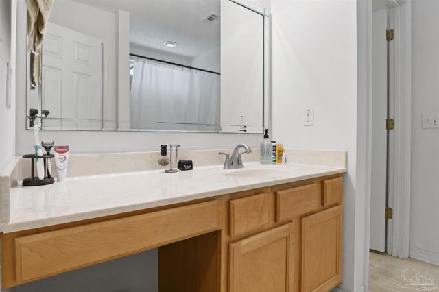 2492 Redoubt Ave, Pensacola, FL 32507